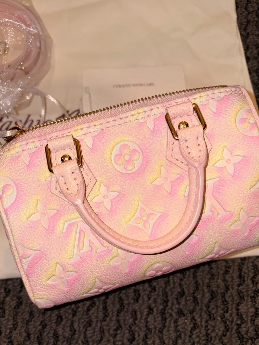 EUC Louis Vuitton Nano Speedy, 2022, Stardust Empreinte